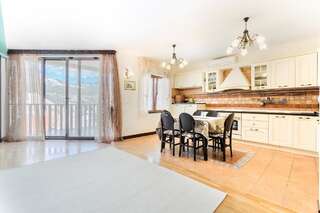 Апартаменты DiMax Penthouse Impera Будва Улучшенные апартаменты с сауной-76